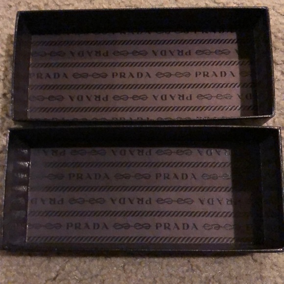 Prada glasses box - Picture 2 of 4